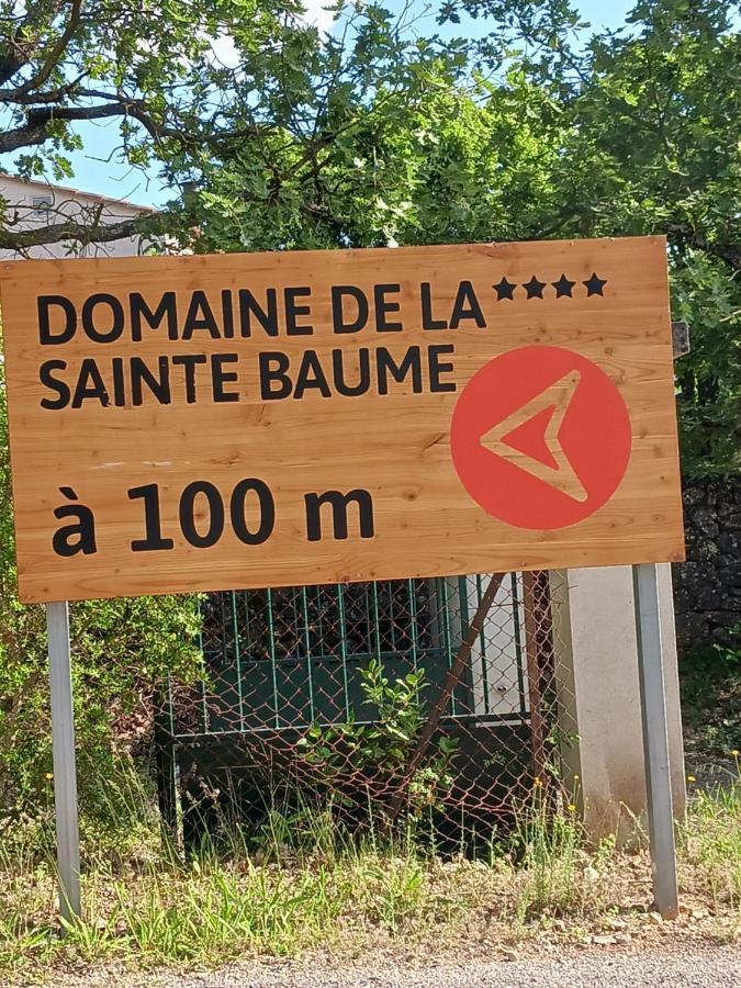 Domaine De La Sainte Baume Hotel Nans les Pins Bagian luar foto