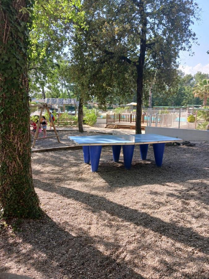 Domaine De La Sainte Baume Hotel Nans les Pins Bagian luar foto
